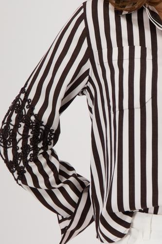 Bluse mit Kordelstickerei