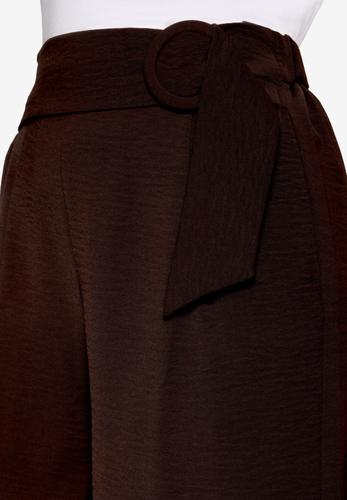 Bermuda-Shorts  mit Gürtel