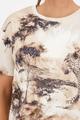 T-Shirt mit Savanne-Print