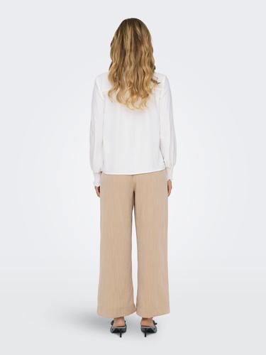 ONLMETTE V-NECK LS SMOCK TOP NOOS WVN M Normal geschnitten - Cloud Dancer