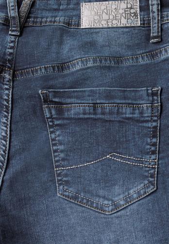 Jeans im Casual Fit