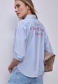Bluse mit Hemdkragen und  Backprint 42 - Original Blue