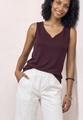 Basic Top mit Herzausschnitt