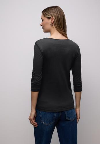 Shirt mit Herzausschnitt