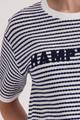 T-Shirt mit Struktur und Schriftzug 42 - Marine Ringel