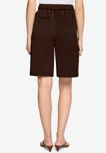 Bermuda-Shorts  mit Gürtel