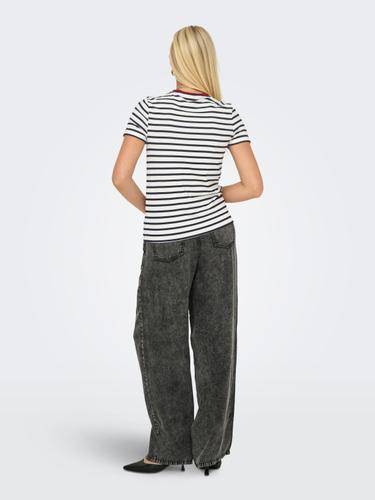 ONLHEART S/S TEE JRS NOOS S Normal geschnitten - Cloud Dancer