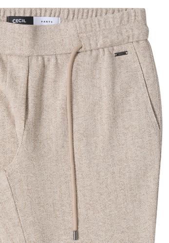 Casual Fit Hose S/28 - Creamy White