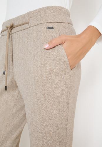 Casual Fit Hose S/28 - Creamy White
