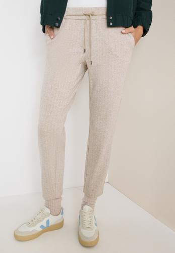 Casual Fit Hose S/28 - Creamy White