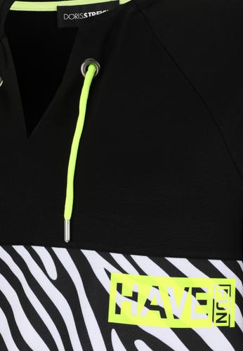 Shirt 52 - Schwarz/weiß