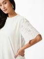 YASLEX SS TOP W. EMB SLEEVES S. NOOS